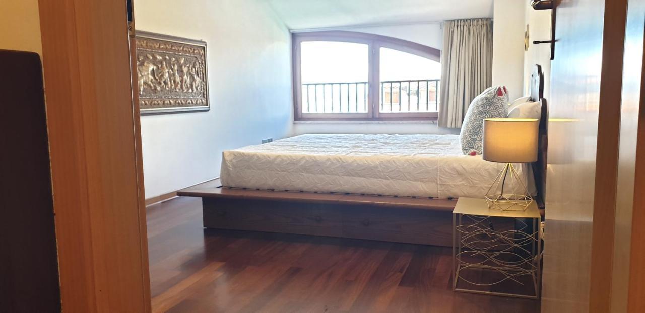 Charming Apartment & Parking By Anthea Homes グラード エクステリア 写真